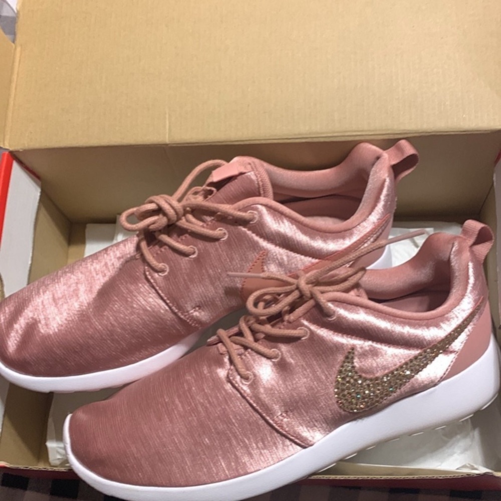 Nike Women's Rose Gold Sneakers